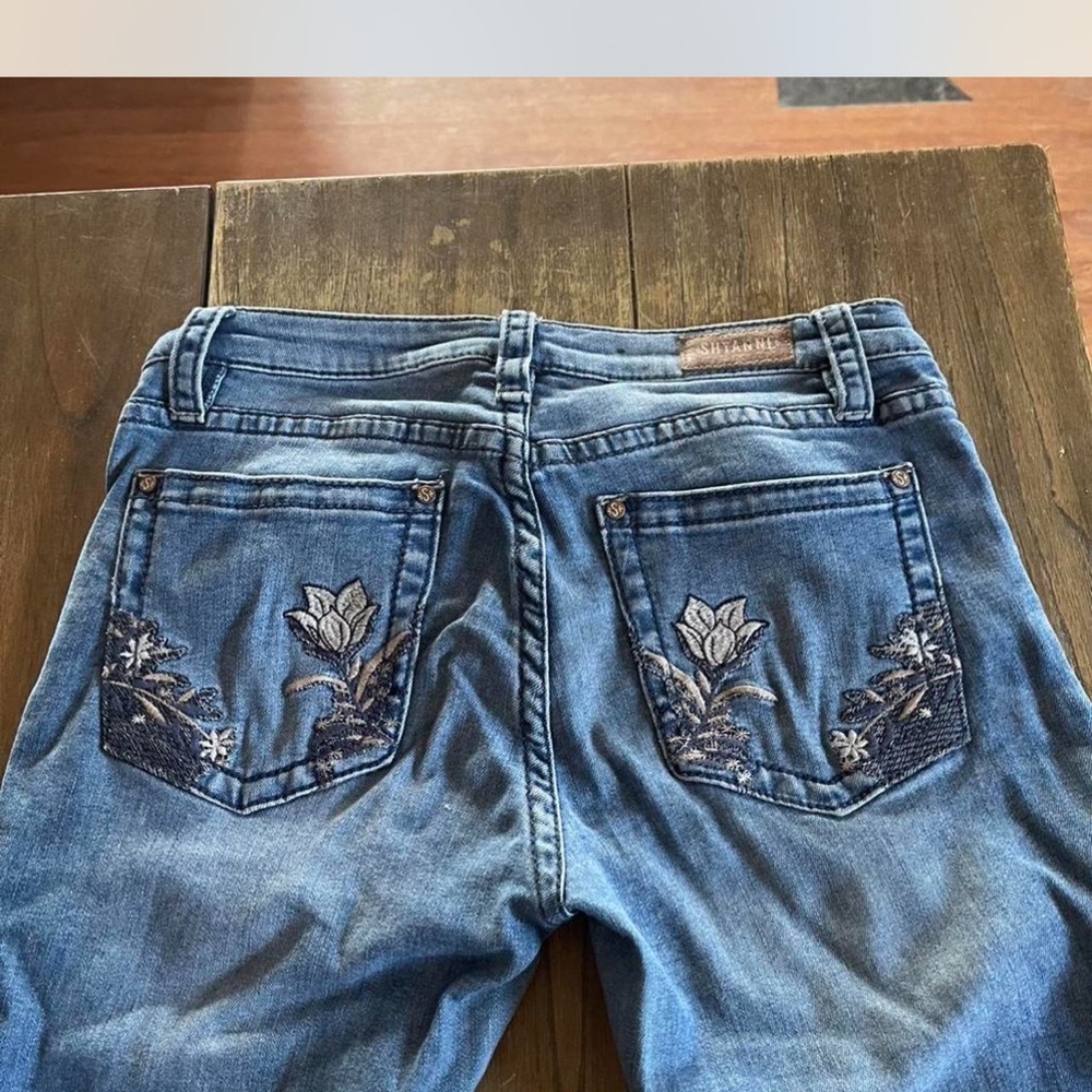 Shyanne Denim Straight Leg Jeans with Floral Detail - Picture 3 of 5